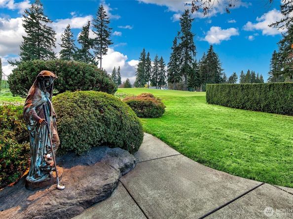 7503 Fairway Drive NE, Seattle WA 98115