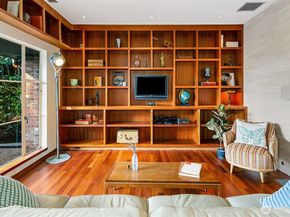 7503 Fairway Drive NE, Seattle WA 98115