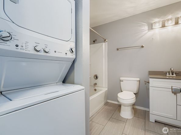 2401 SW Brandon Street 202, Seattle WA 98106