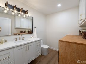 10529 32nd Dr SE, Everett WA 98208