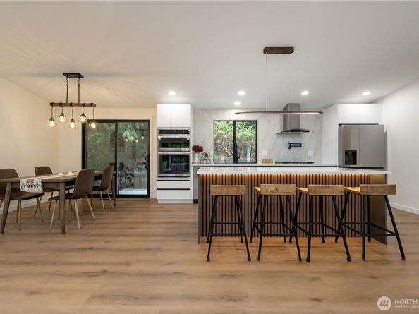 10529 32nd Dr SE, Everett WA 98208