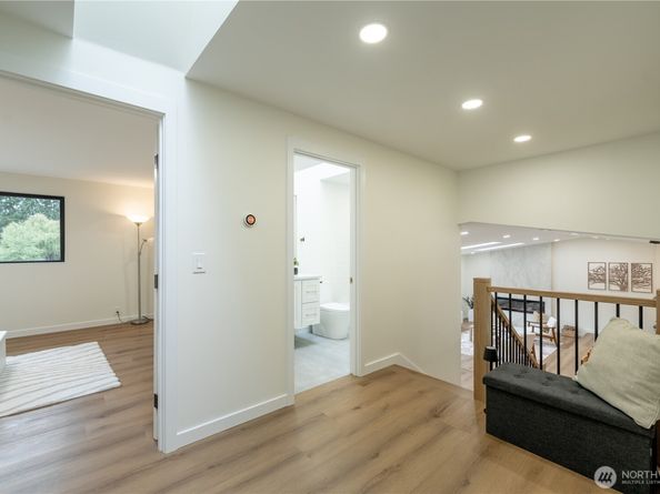 10529 32nd Dr SE, Everett WA 98208