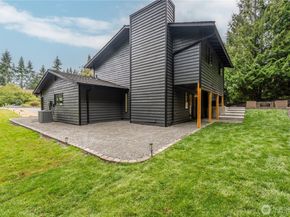 10529 32nd Dr SE, Everett WA 98208