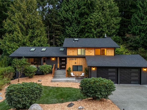 10529 32nd Dr SE, Everett WA 98208