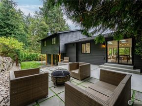 10529 32nd Dr SE, Everett WA 98208