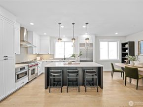 14303 149th Place NE 36, Woodinville WA 98072