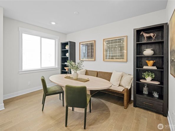 14303 149th Place NE 36, Woodinville WA 98072