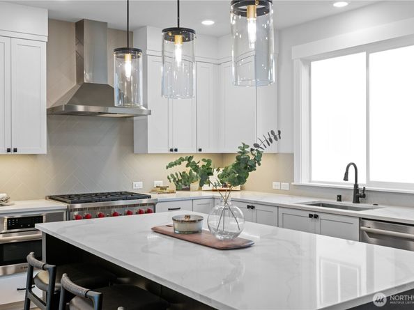 14303 149th Place NE 36, Woodinville WA 98072