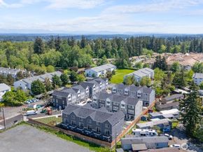 15726 40TH Avenue W B6, Lynnwood WA 98087