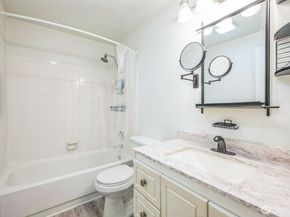 7311 224th Street SW C5, Edmonds WA 98026