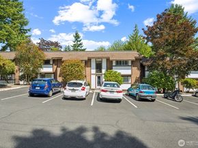 7311 224th Street SW C5, Edmonds WA 98026