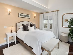 3249 27th Avenue W, Seattle WA 98199