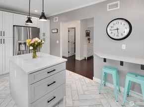 3249 27th Avenue W, Seattle WA 98199