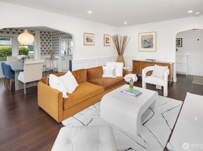 3249 27th Avenue W, Seattle WA 98199