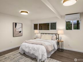 2137 N 128TH Street, Seattle WA 98133