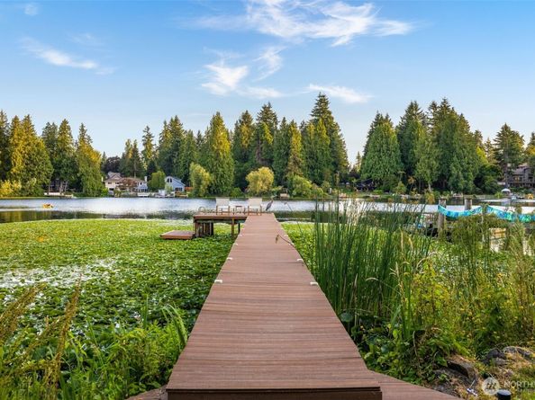 2137 N 128TH Street, Seattle WA 98133