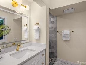 2137 N 128TH Street, Seattle WA 98133