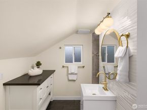 2137 N 128TH Street, Seattle WA 98133