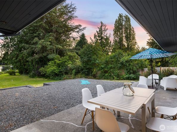 2137 N 128TH Street, Seattle WA 98133