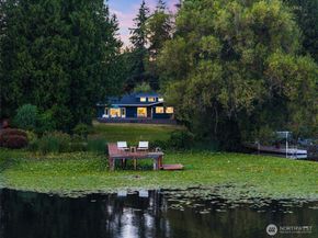 2137 N 128TH Street, Seattle WA 98133