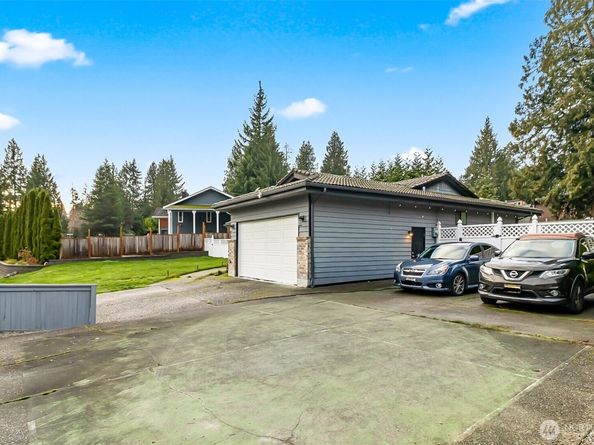 2224 114th Avenue NE, Lake Stevens WA 98258