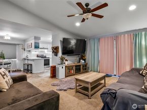 2224 114th Avenue NE, Lake Stevens WA 98258