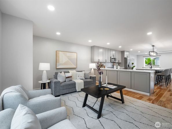 13128 12th Drive SE B, Everett WA 98208