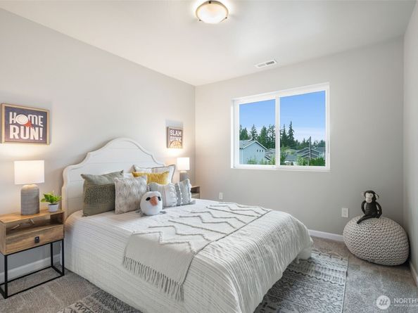 13128 12th Drive SE B, Everett WA 98208