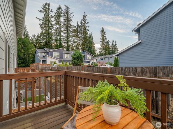 13128 12th Drive SE B, Everett WA 98208