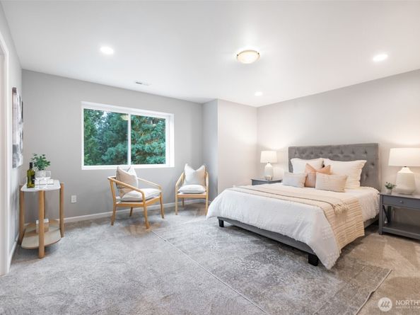 13128 12th Drive SE B, Everett WA 98208