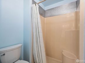 14225 57th Avenue S, Tukwila WA 98168