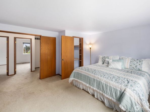 14225 57th Avenue S, Tukwila WA 98168