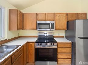 14225 57th Avenue S, Tukwila WA 98168