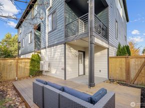 729 112th Street SW G1, Everett WA 98204