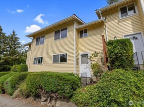 12024 101st Avenue NE E2, Kirkland WA 98034