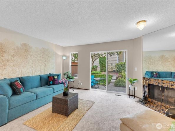 12024 101st Avenue NE E2, Kirkland WA 98034