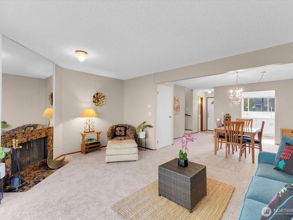 12024 101st Avenue NE E2, Kirkland WA 98034