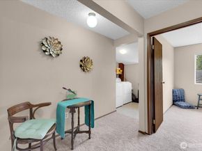 12024 101st Avenue NE E2, Kirkland WA 98034