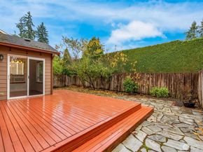 19315 76th Place NE, Kenmore WA 98028