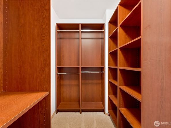 19315 76th Place NE, Kenmore WA 98028