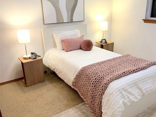 19315 76th Place NE, Kenmore WA 98028