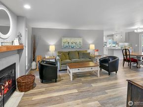 20056 Lysir Court NE, Poulsbo WA 98370