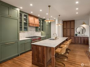 740 22nd Avenue E, Seattle WA 98112