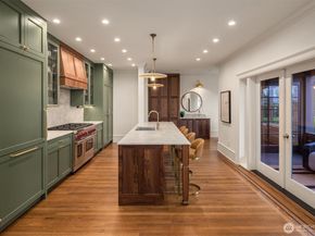 740 22nd Avenue E, Seattle WA 98112