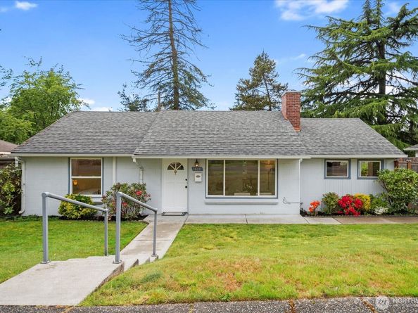 18031 9th Avenue NE, Shoreline WA 98155