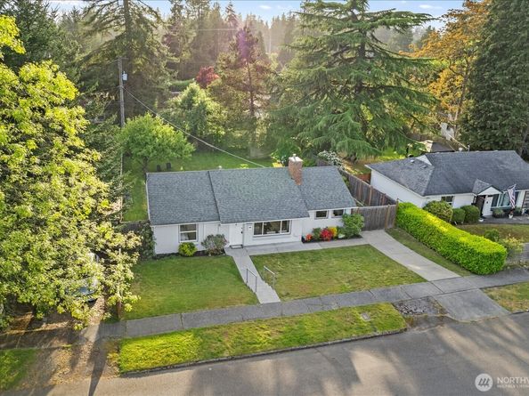 18031 9th Avenue NE, Shoreline WA 98155