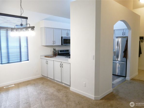 8707 1st Place NE B, Lake Stevens WA 98258