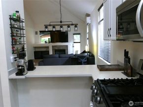 8707 1st Place NE B, Lake Stevens WA 98258