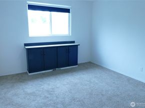 8707 1st Place NE B, Lake Stevens WA 98258