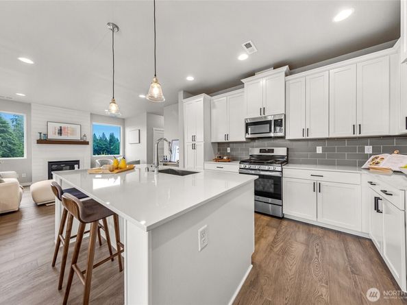 9903 16th Place SE, Lake Stevens WA 98258